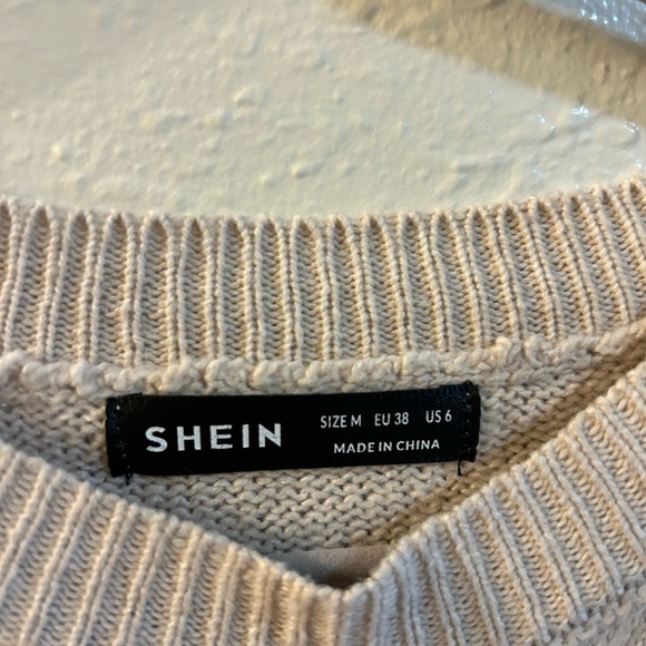 American Flag Beige Sweater - Picture 3 of 3